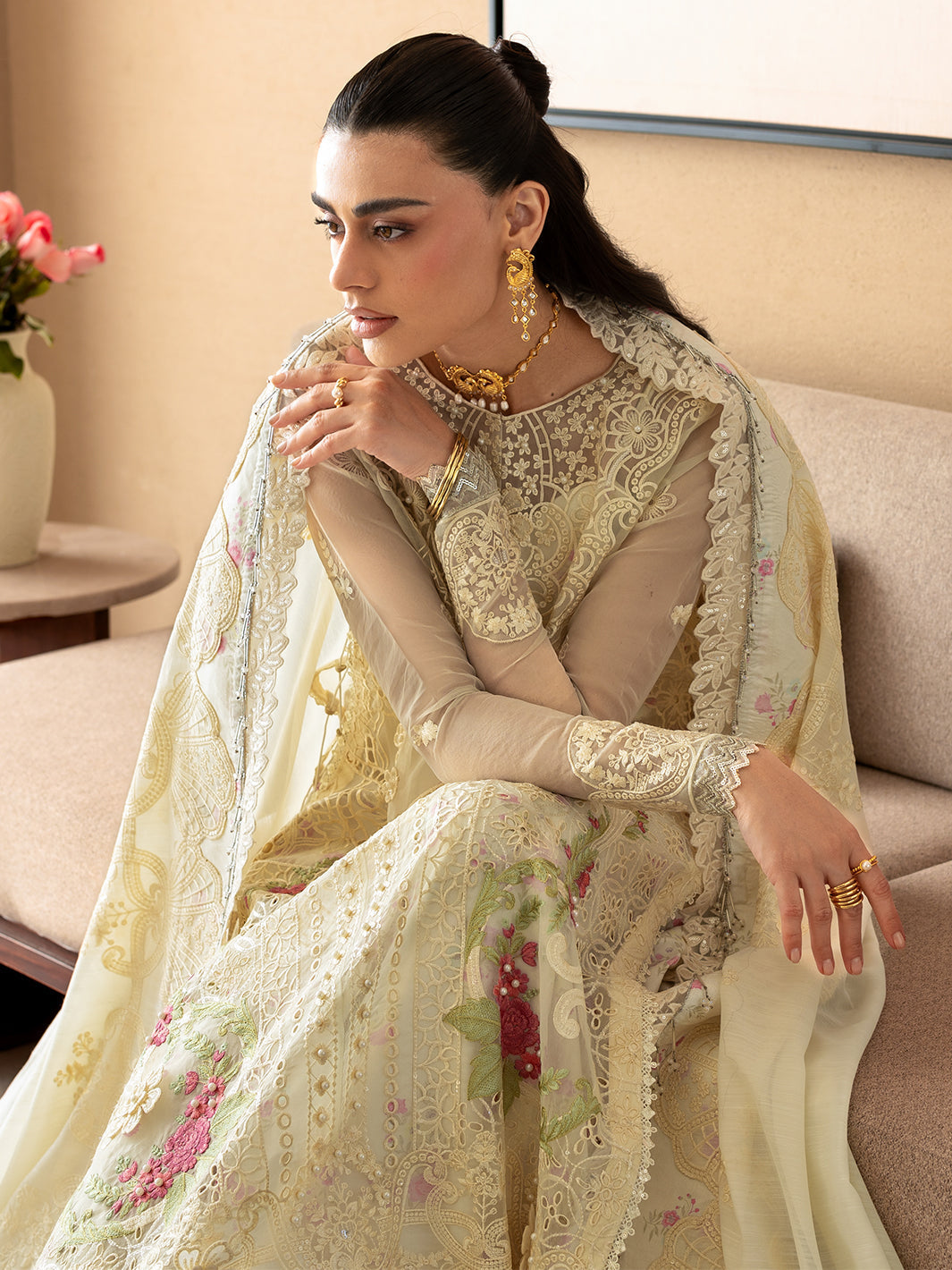 Mahnur | Sirene Luxury Lawn 26 | S-010, image 4
