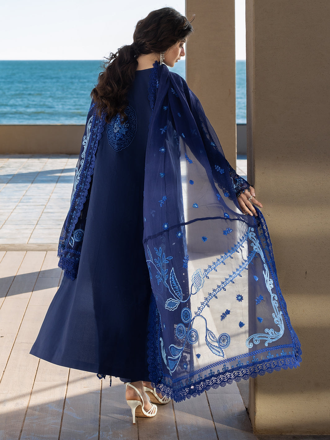 Mahnur | Sirene Luxury Lawn 26 | S-015-2