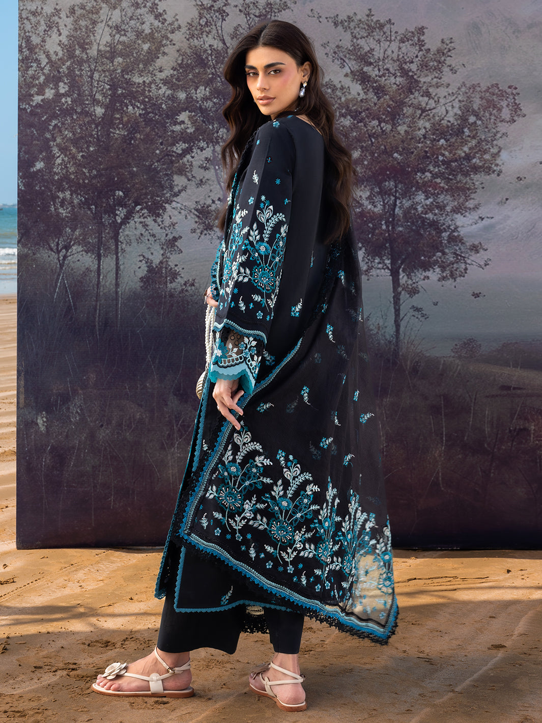 Mahnur | Sirene Luxury Lawn 26 | S-016-2