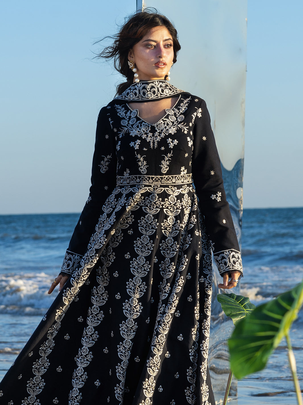 Mahnur | Sirene Luxury Lawn 26 | S-05, image 8