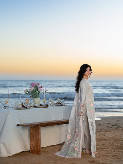 Mahnur | Sirene Luxury Lawn 26 | S-06
