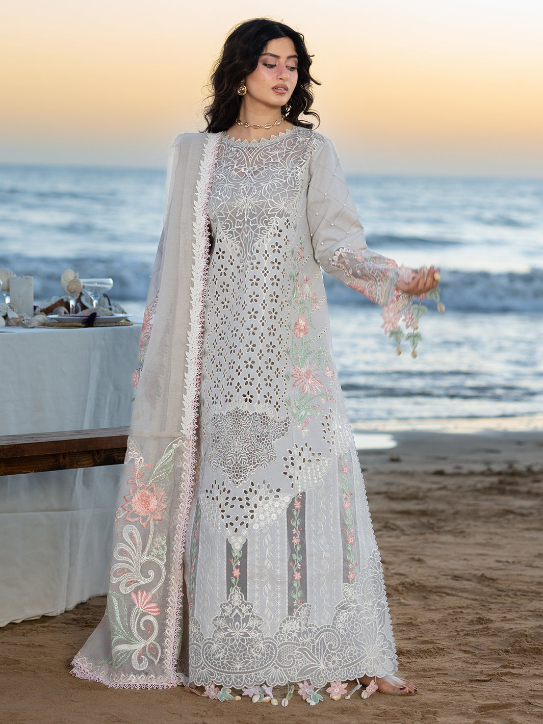 Mahnur | Sirene Luxury Lawn 26 | S-06, image 5