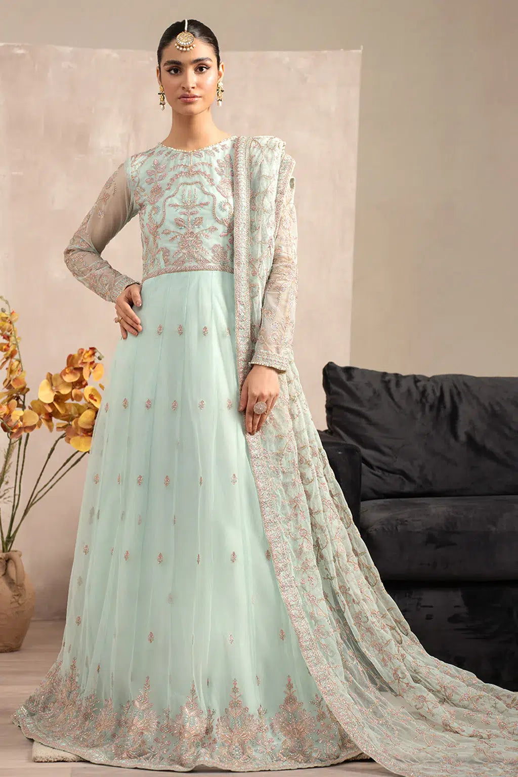 Zarif | Naqsh Festive Formals 23 | ZRN 03 SOPHIE