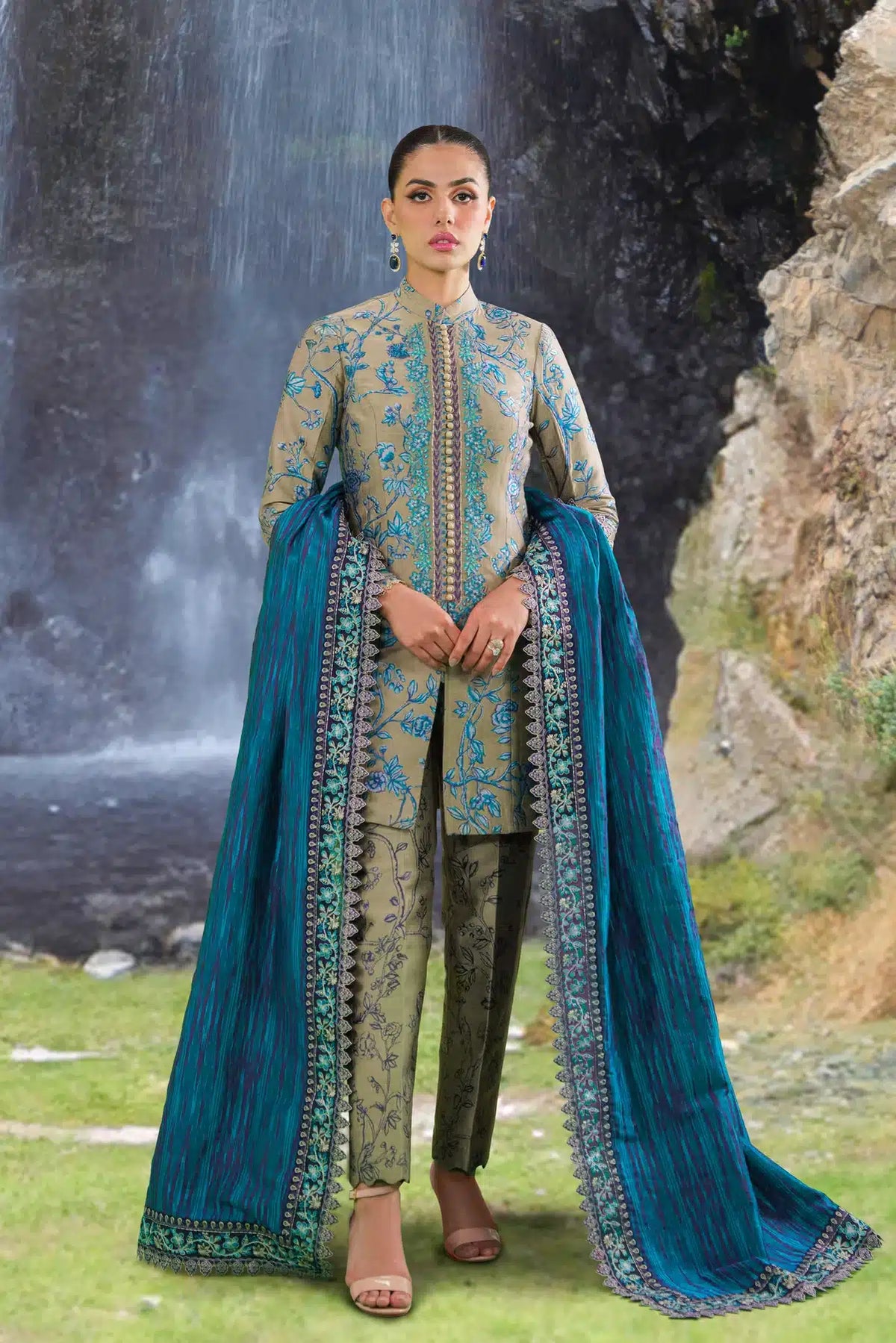 Sable Vogue | Winter 23 | SWC-02-23 -  Sable Vogue Luxury - Original Designer Dress - House of Maryam