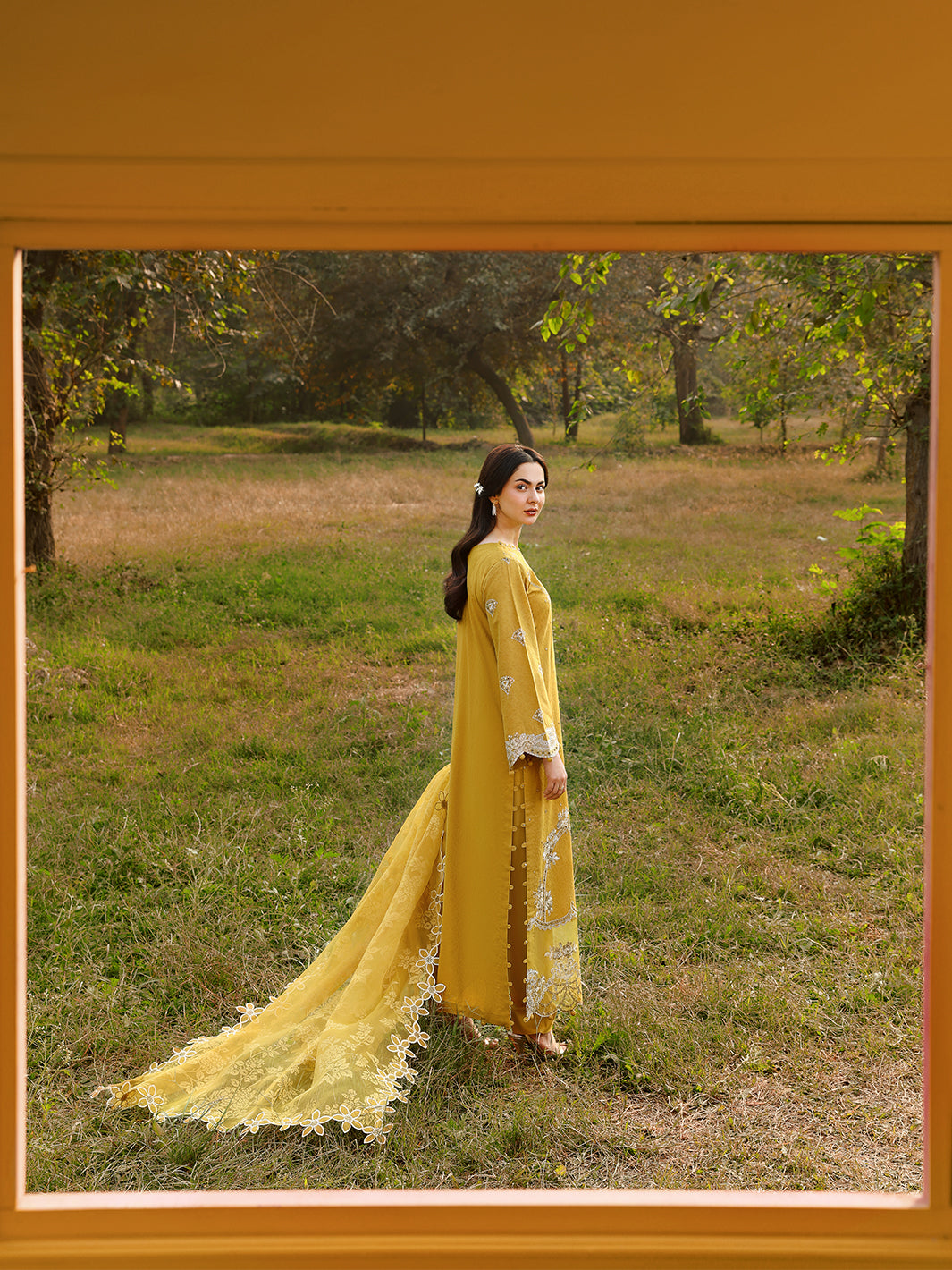 Allys | Janaan Eid Edit 26' | Saffron-8