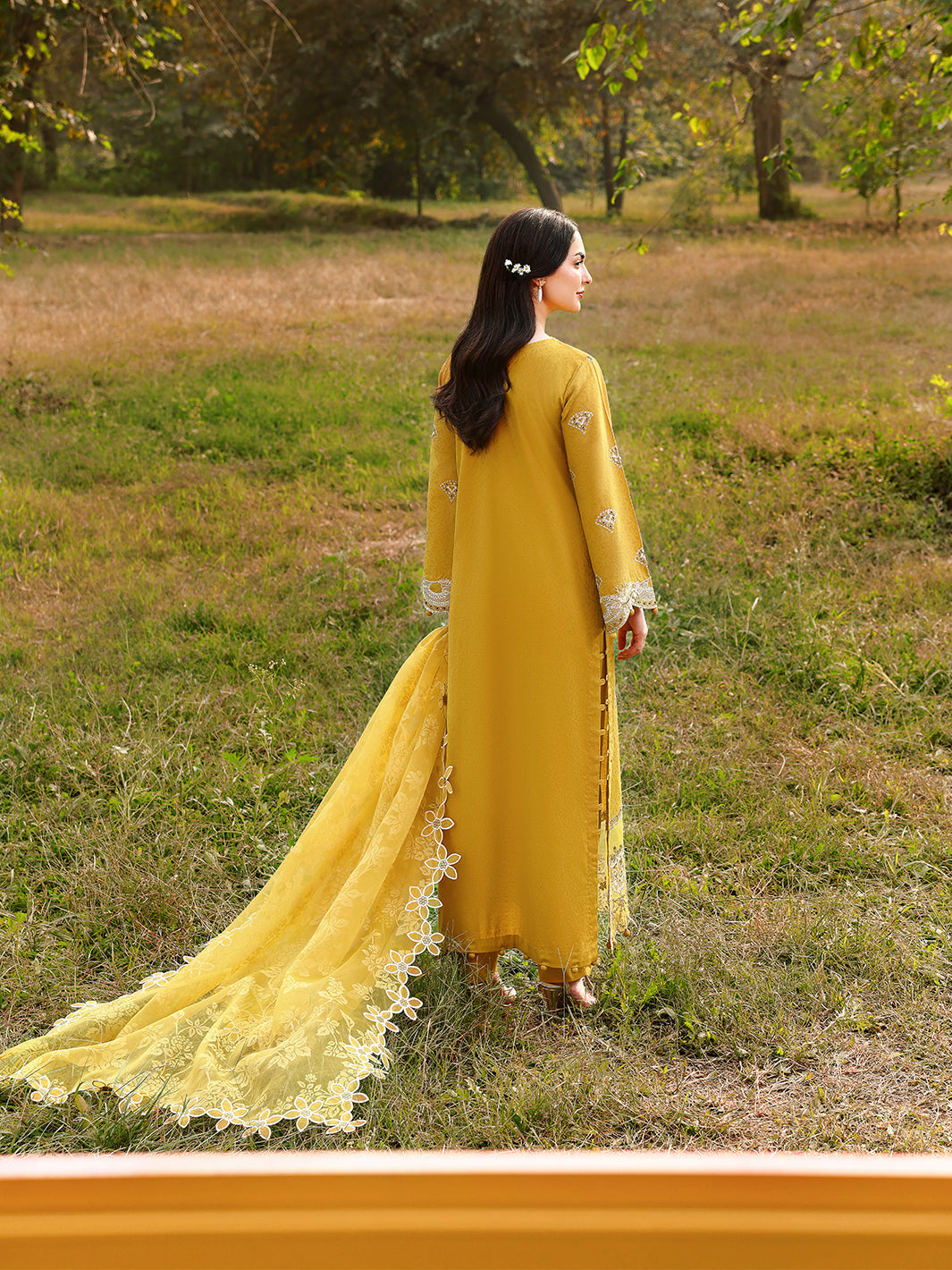 Allys | Janaan Eid Edit 26' | Saffron-3