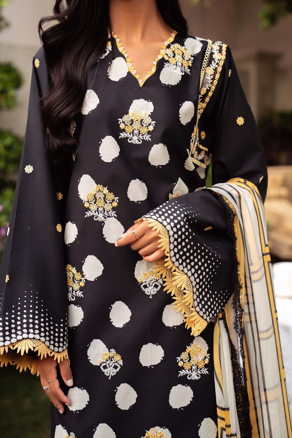 Sable Vogue | Lila Lawn 25 | SAL-03-25 -  Sable Vogue Ladies Clothes - Original Designer Dress - House of Maryam