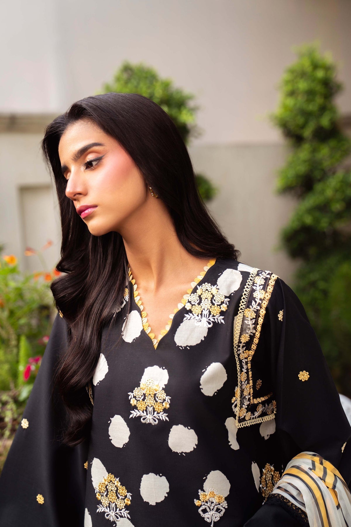 Sable Vogue | Lila Lawn 25 | SAL-03-25 -  Sable Vogue Ladies Clothes - Original Designer Dress - House of Maryam