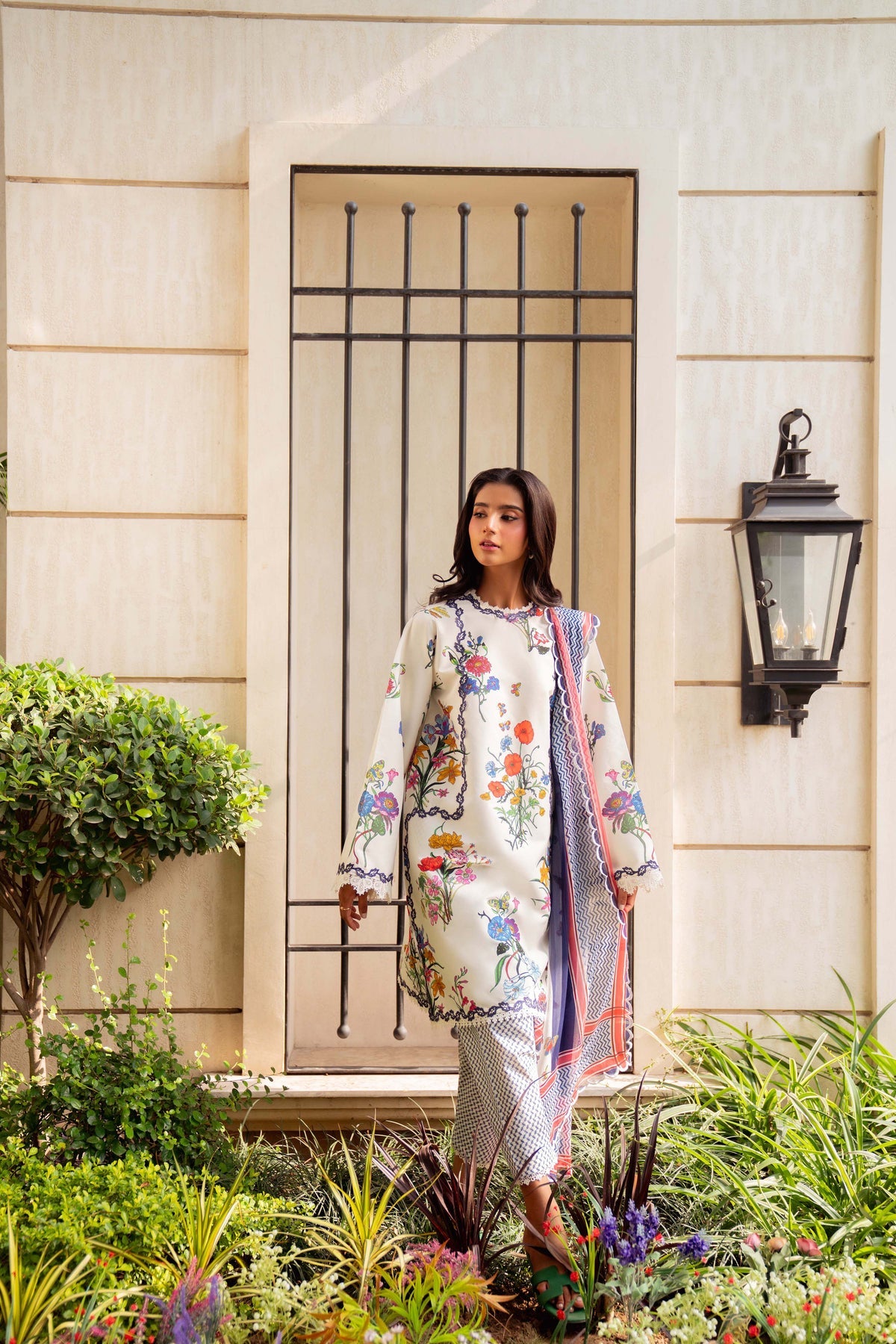 Sable Vogue | Lila Lawn 25 | SAL-11-25 -  Sable Vogue Ladies Clothes - Original Designer Dress - House of Maryam