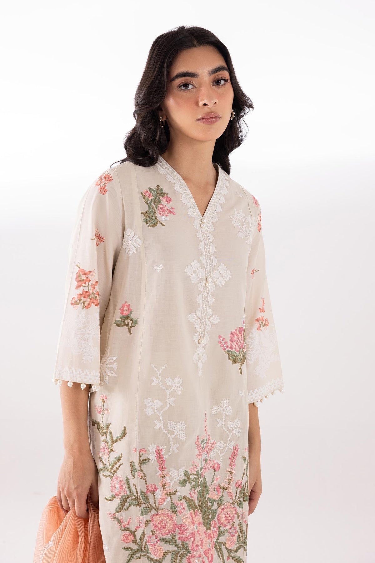 Sana Safinaz | Luxury Pret | Muzlin Lawn Suit SC26MUZ116AP3-2