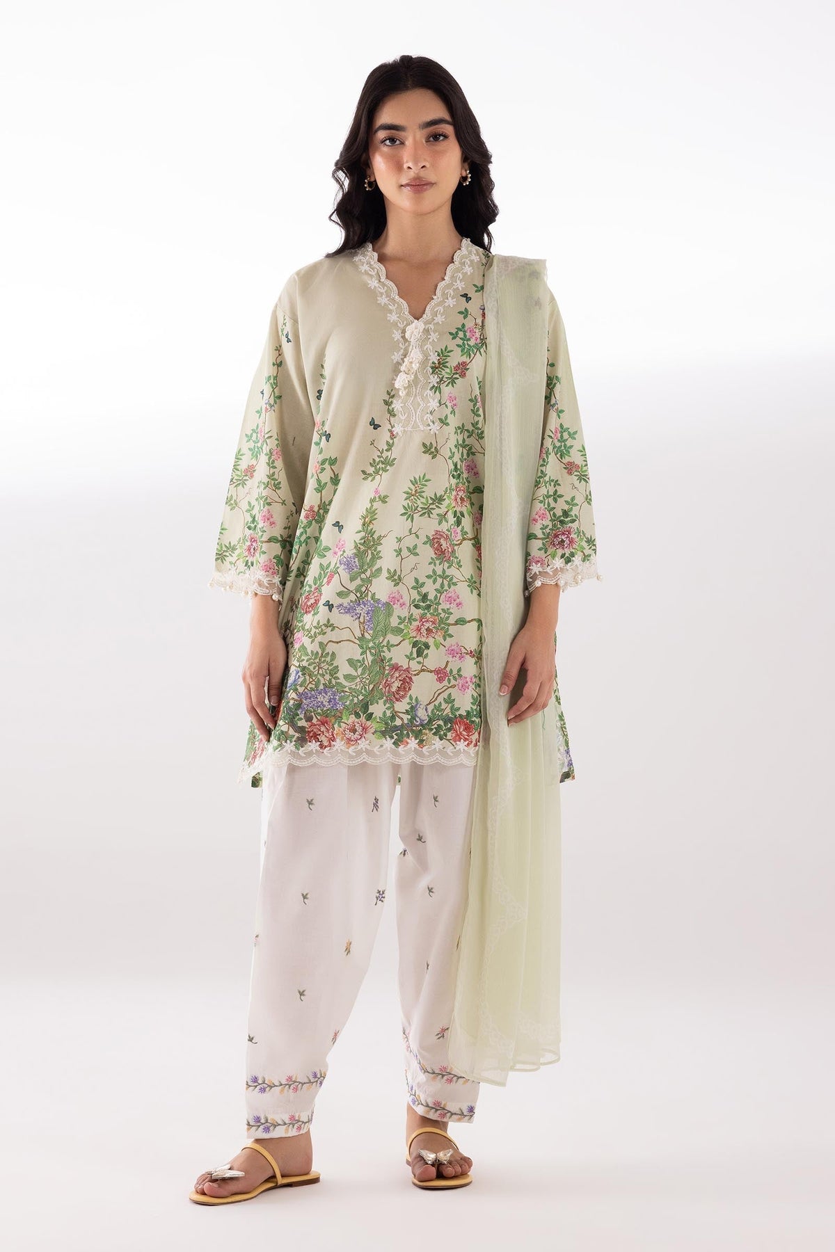 Sana Safinaz | Luxury Pret | Muzlin Lawn Suit SC26MUZ202BP3-1