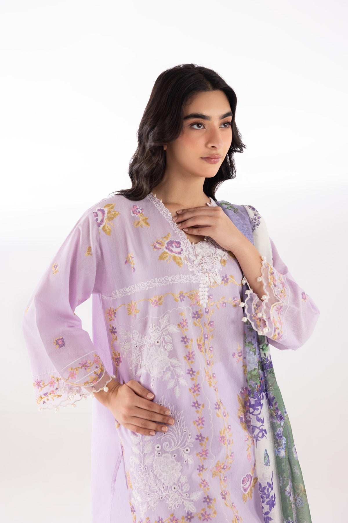 Sana Safinaz | Luxury Pret | Muzlin Lawn Suit SC26MUZ211BP3-2