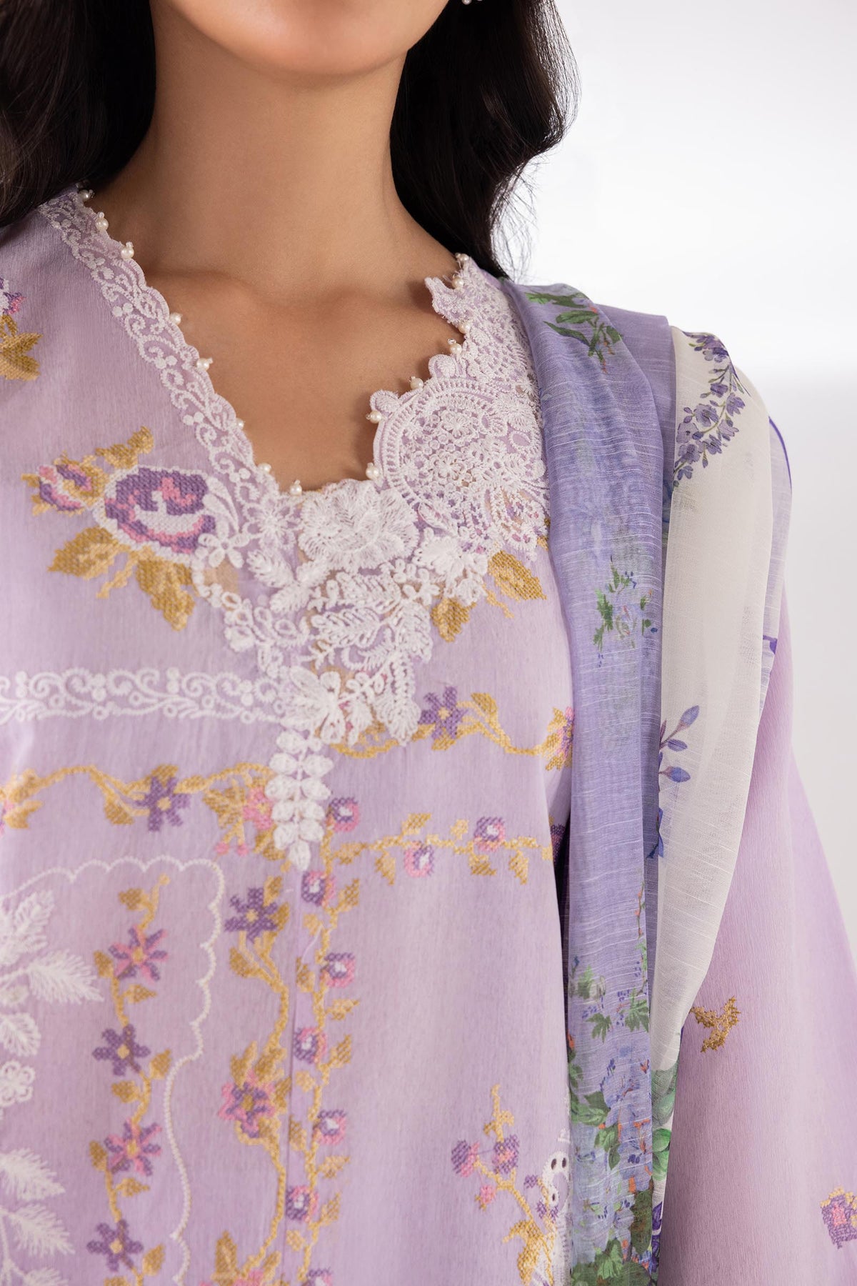 Sana Safinaz | Luxury Pret | Muzlin Lawn Suit SC26MUZ211BP3-3