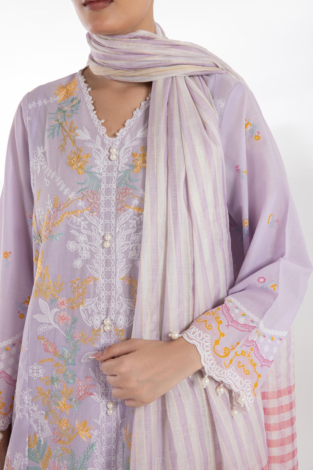 Sana Safinaz | Luxury Pret | Muzlin Lawn Suit SC26MUZ217BP3-3