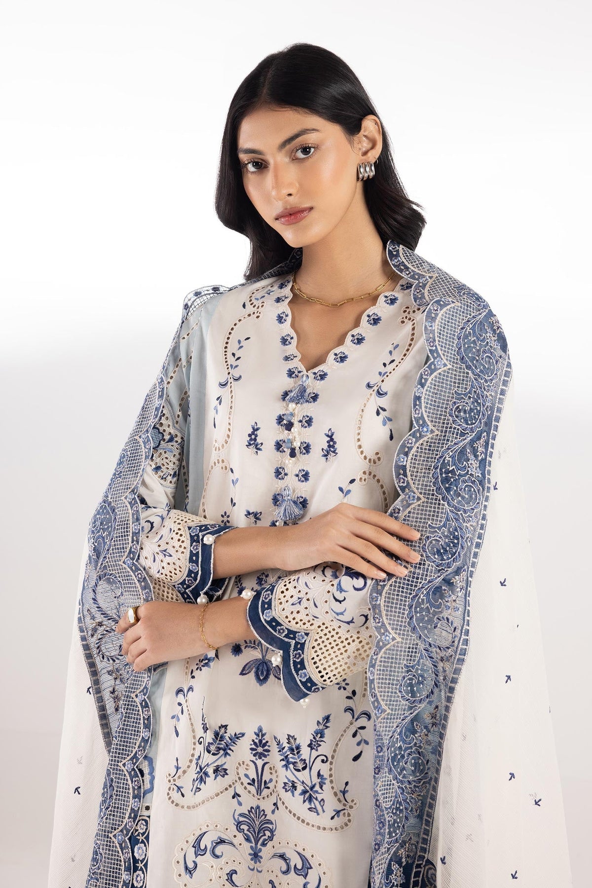 Sana Safinaz | Luxury Pret | Lawn Suit SC26SGE423P3-3