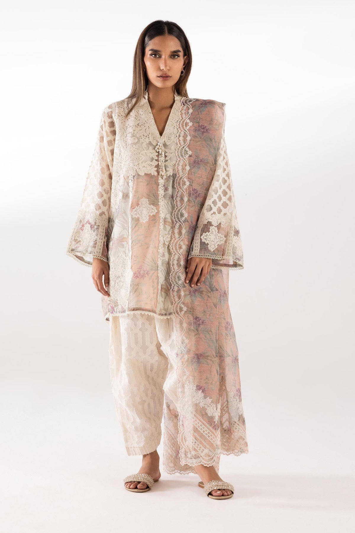 Sana Safinaz | Luxury Pret | Jacquard Suit SC26SGE394P3-1