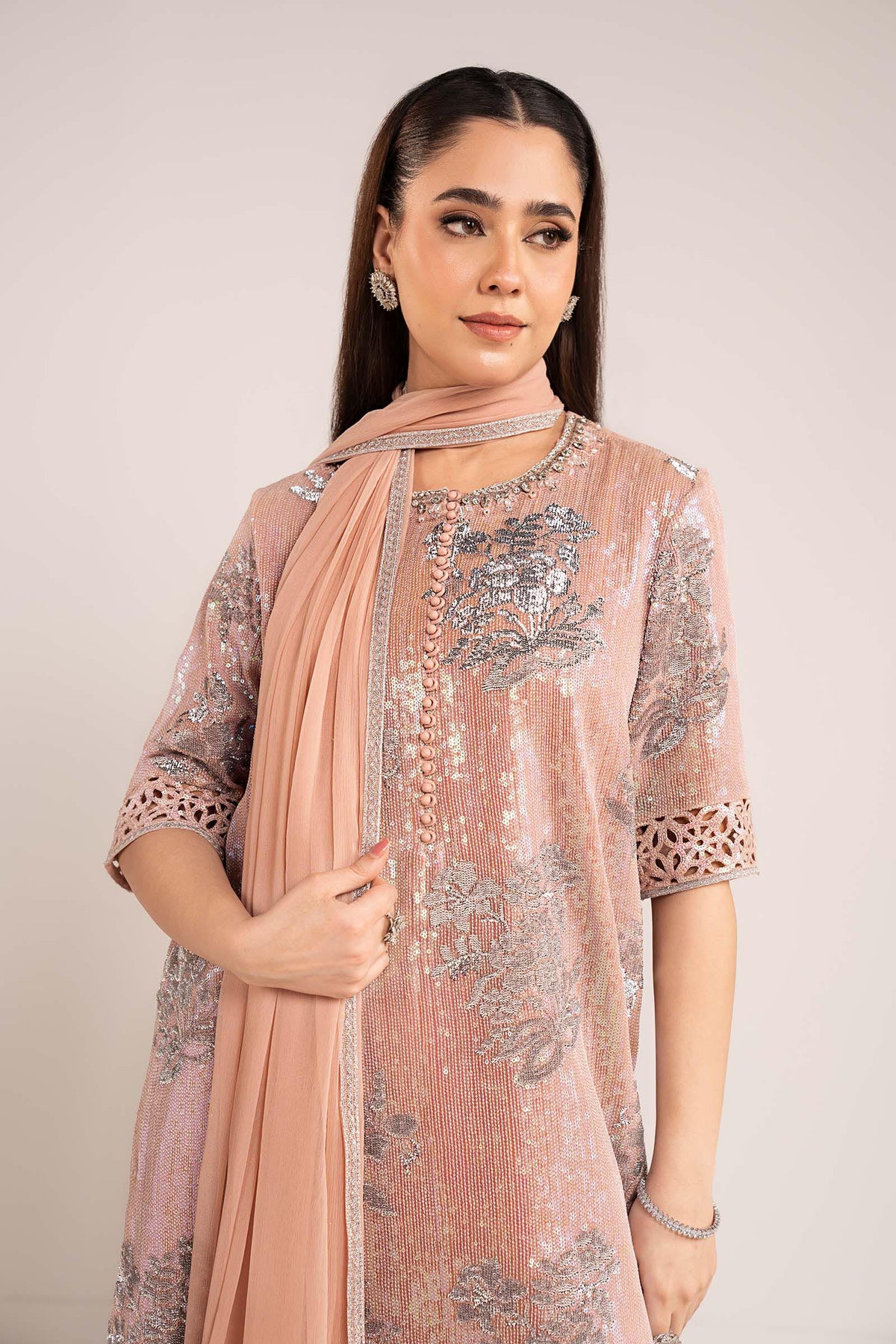Maria B | Modern Archives | 3 Piece Embroidered Chiffon Suit, image 4