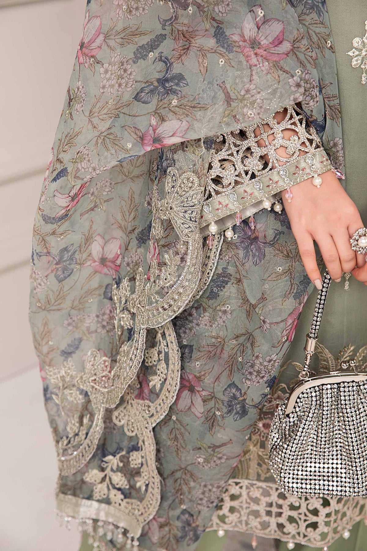 Maria B | Pre Fall Dresses | 3 Piece Embroidered Organza Suit TT, image 3