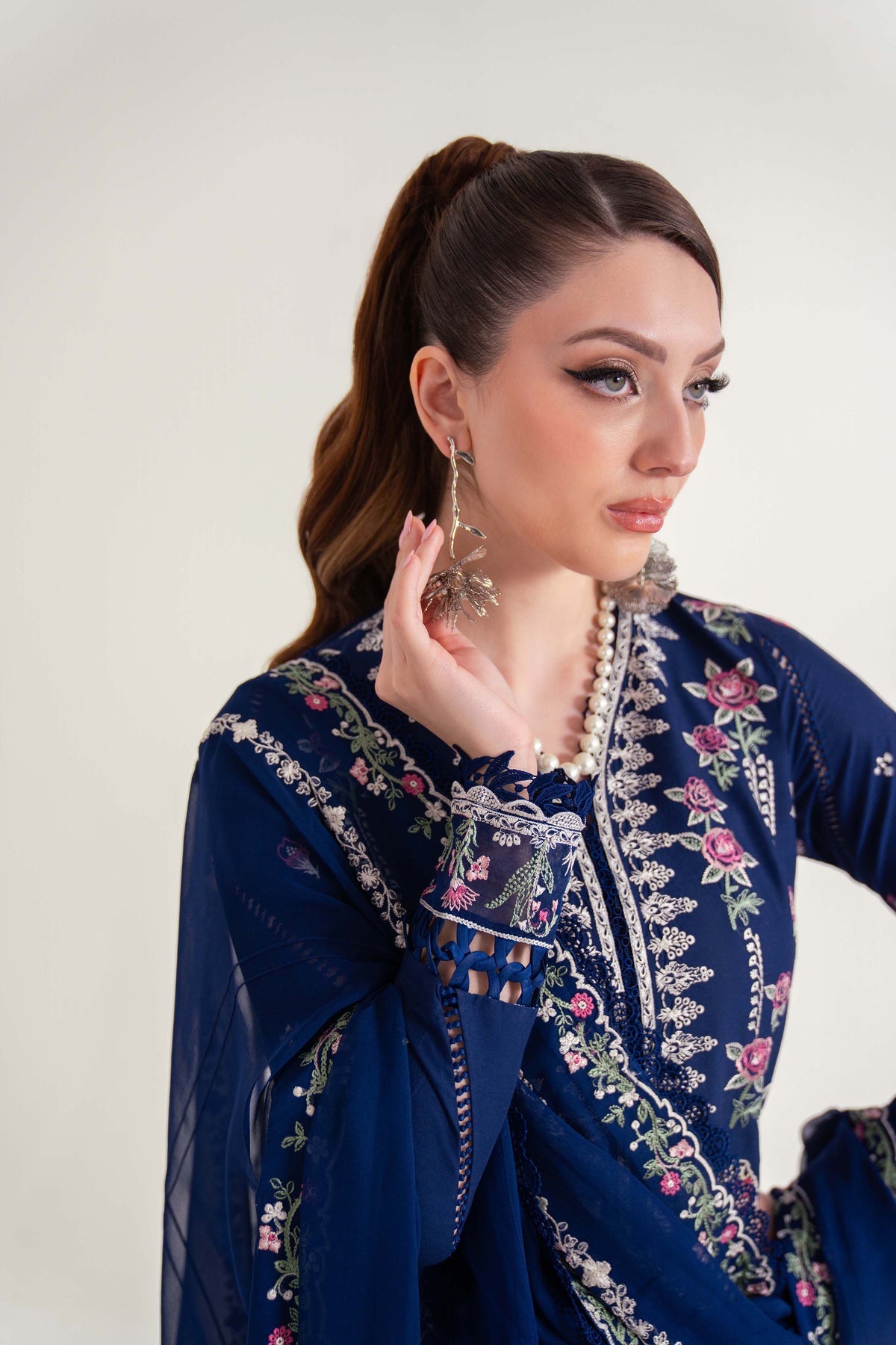 Sable Vogue | Luxury Lawn 25 | SL-07-25-V2 -  Sable Vogue Ladies Clothes - Original Designer Dress - House of Maryam