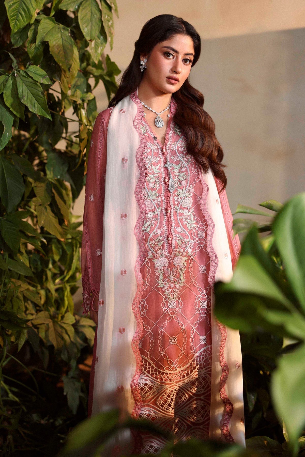Sable Vogue | Luxury Formals 26 | SL-08-26-V1-4
