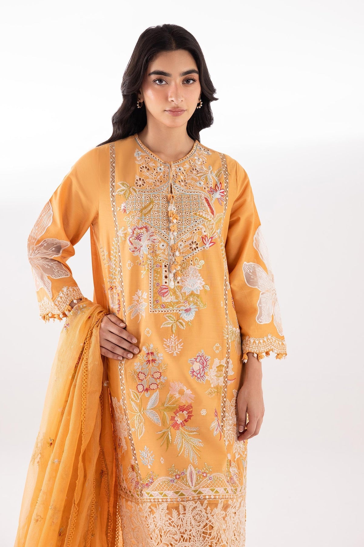 Sana Safinaz | Luxury Pret | Luxury Lawn Suit SC26LUX108BP3-3