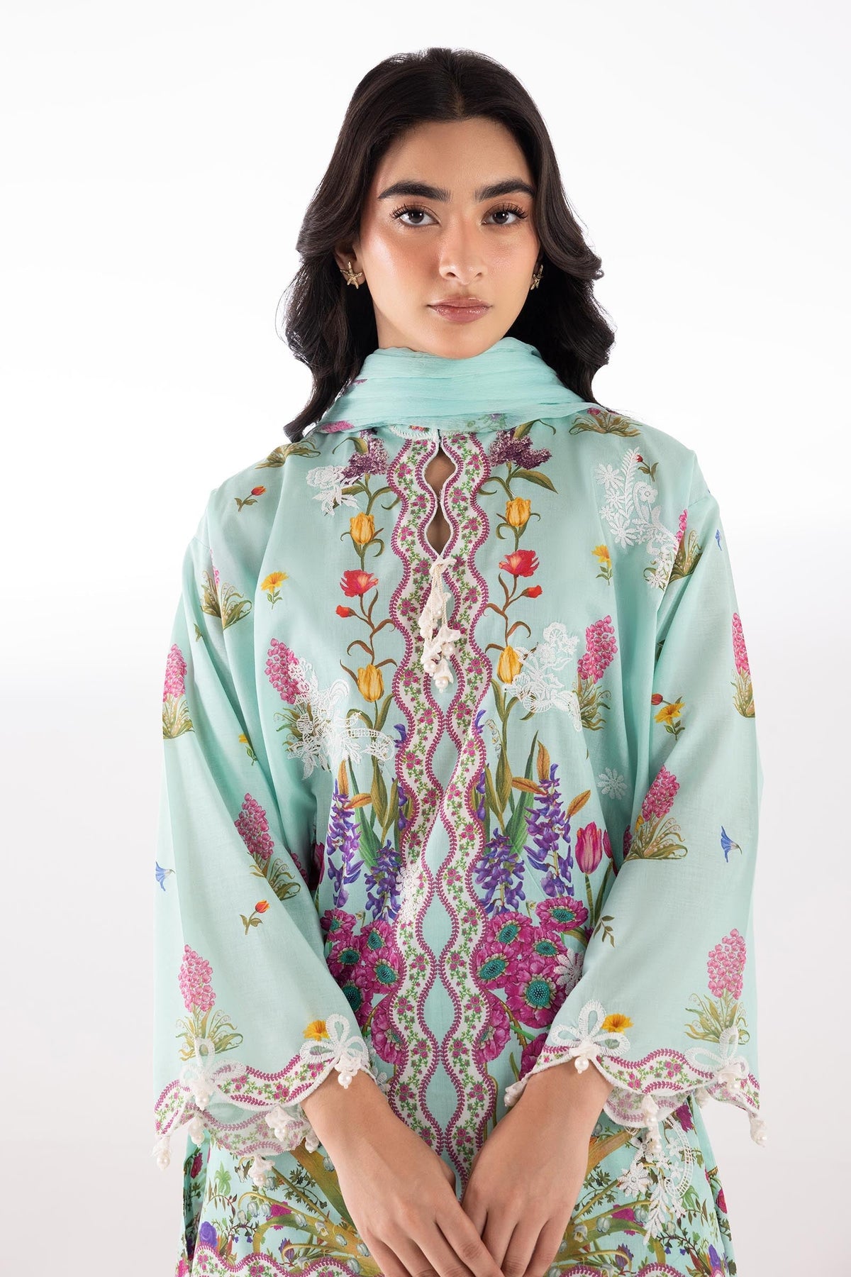 Sana Safinaz | Luxury Pret | Muzlin Lawn Suit SC26MUZ201BP3-3
