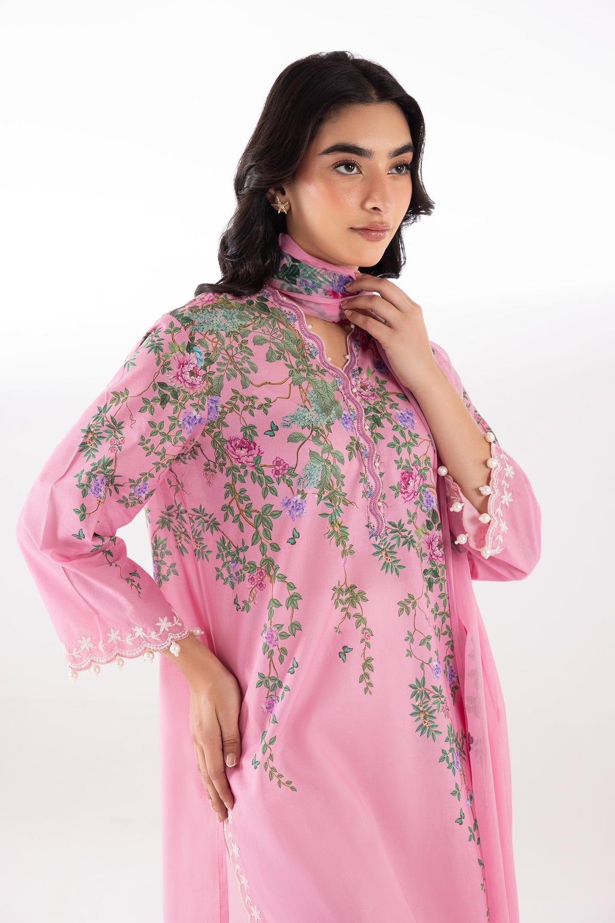 Sana Safinaz | Luxury Pret | Muzlin Lawn Suit SC26MUZ202AP3, image 3