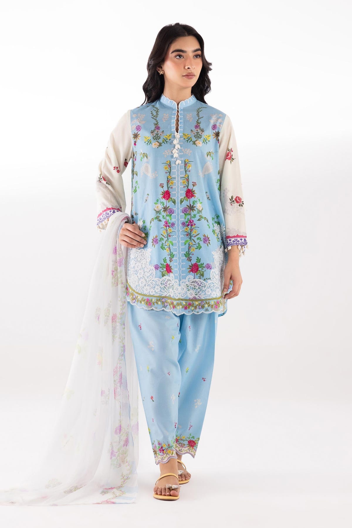 Sana Safinaz | Luxury Pret | Muzlin Lawn Suit SC26MUZ203BP3
