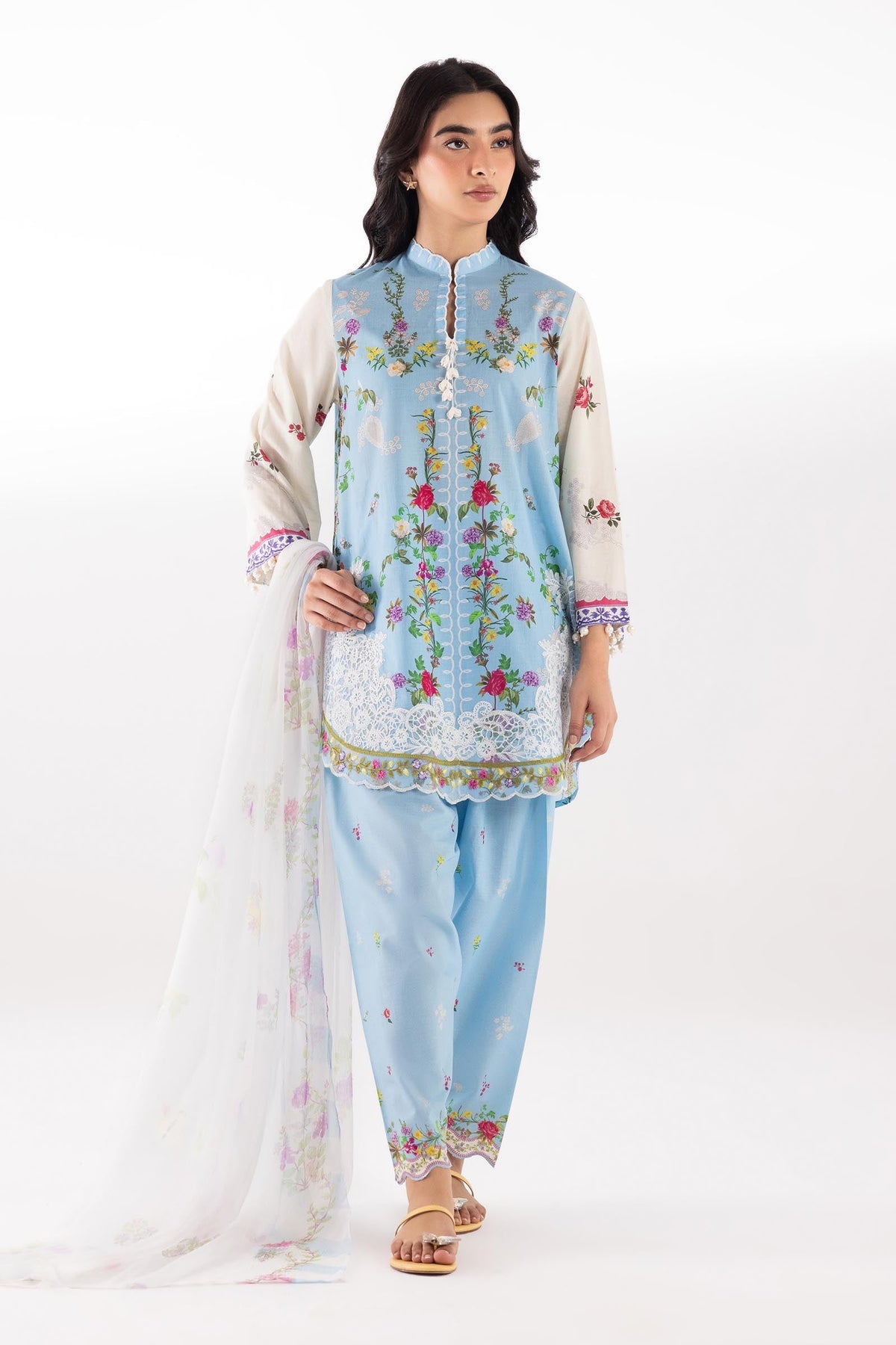 Sana Safinaz | Luxury Pret | Muzlin Lawn Suit SC26MUZ203BP3-1