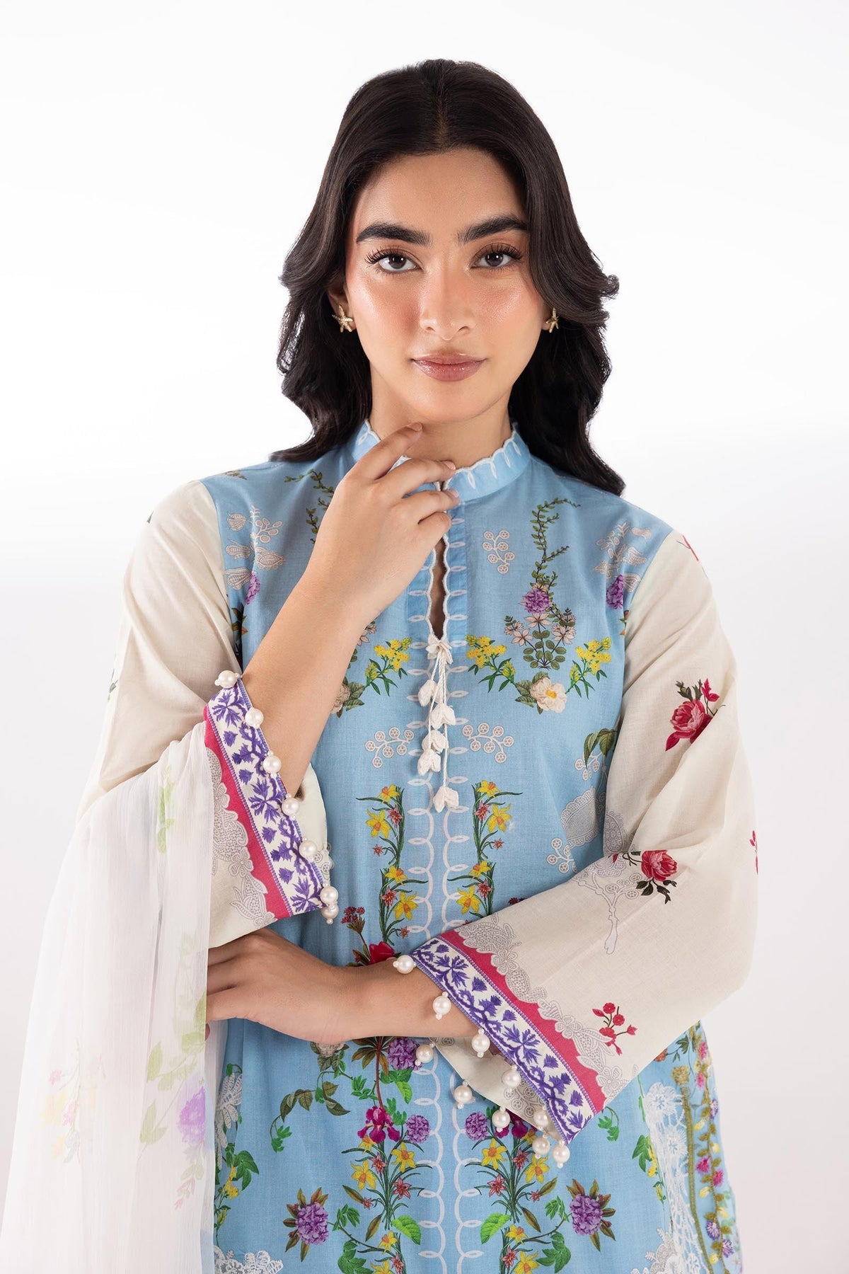 Sana Safinaz | Luxury Pret | Muzlin Lawn Suit SC26MUZ203BP3-3