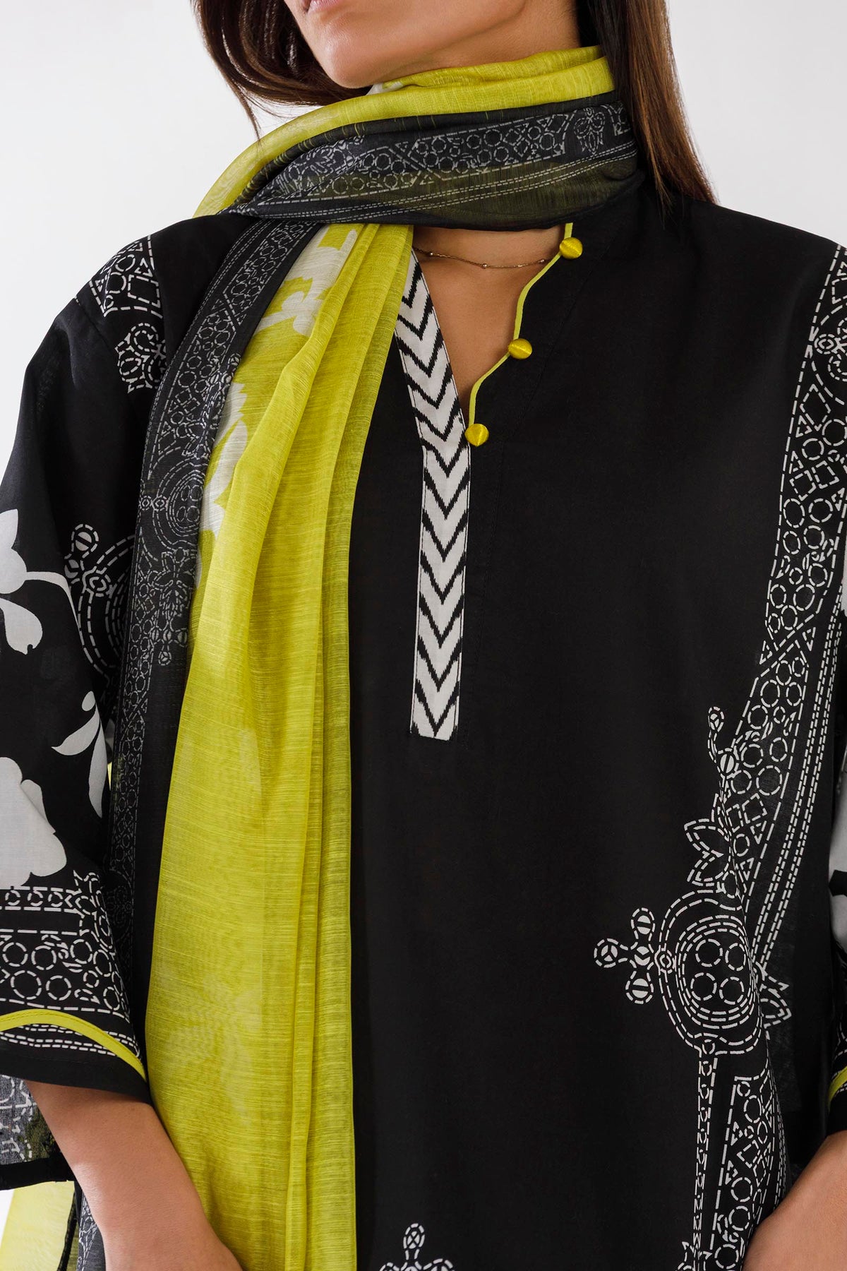 Sana Safinaz | Luxury Pret | Lawn Suit SS26MHY101AP3-3