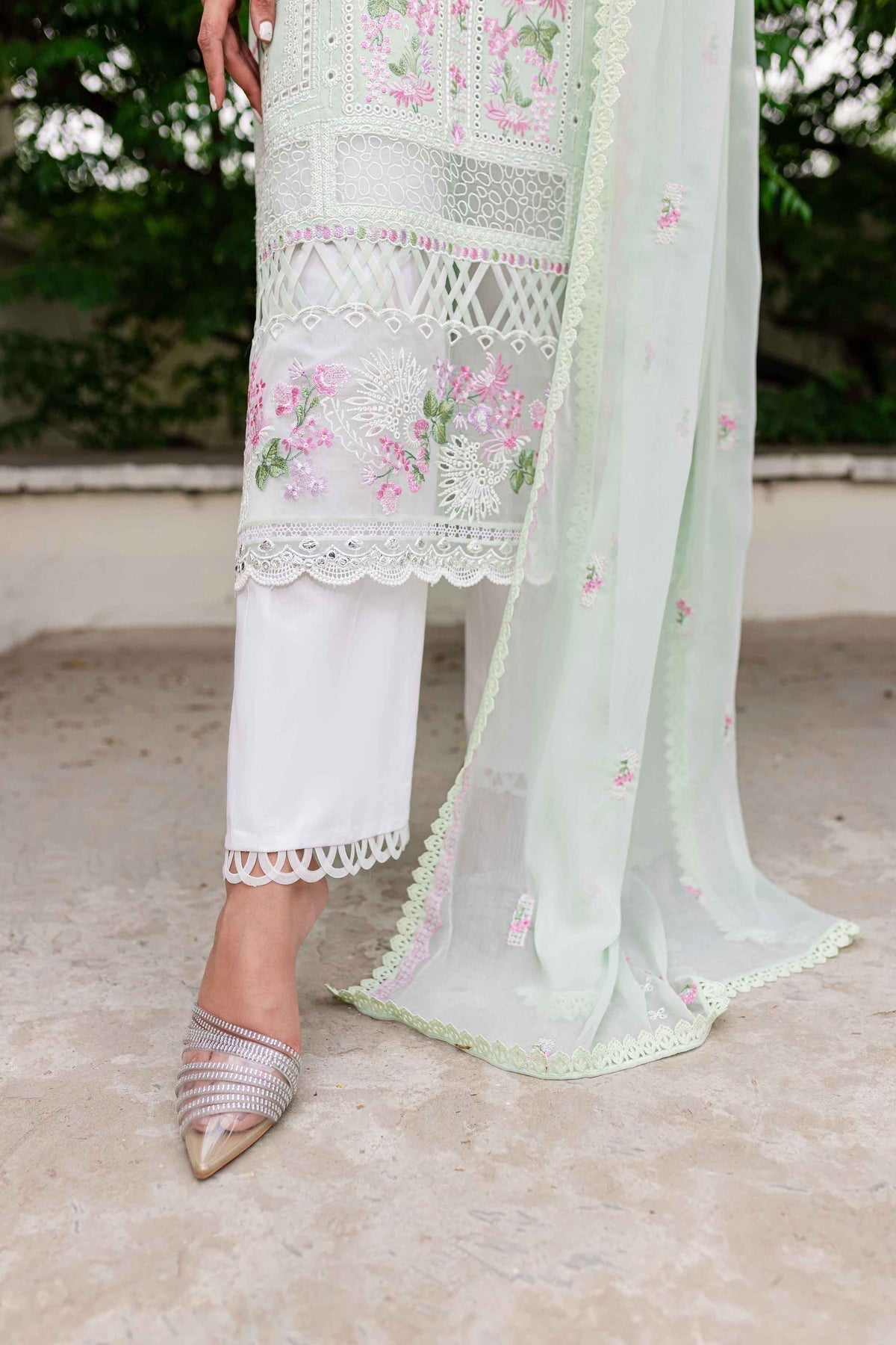 Sable Vogue | Shiree Lawn 24 | Mint Garden -  Sable Vogue Luxury - Original Designer Dress - House of Maryam