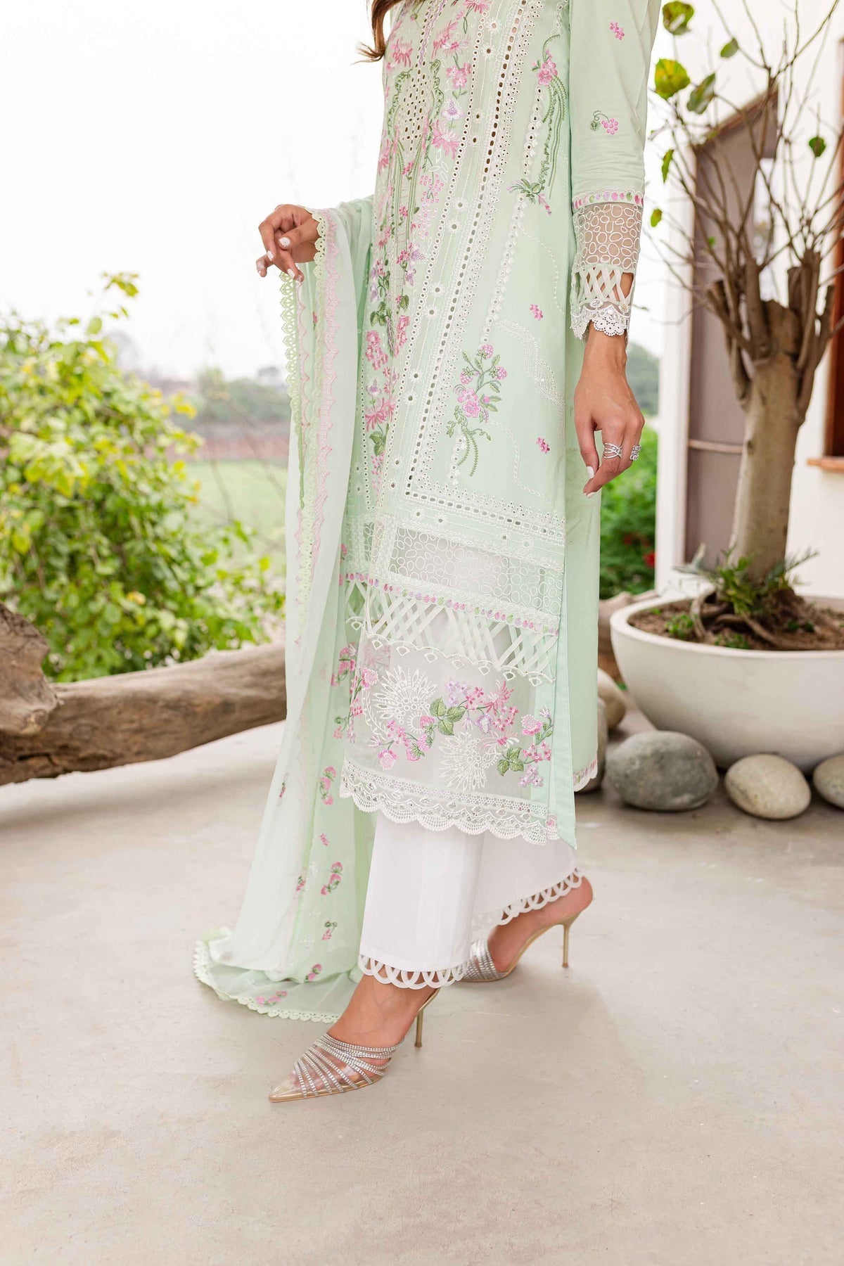 Sable Vogue | Shiree Lawn 24 | Mint Garden -  Sable Vogue Luxury - Original Designer Dress - House of Maryam