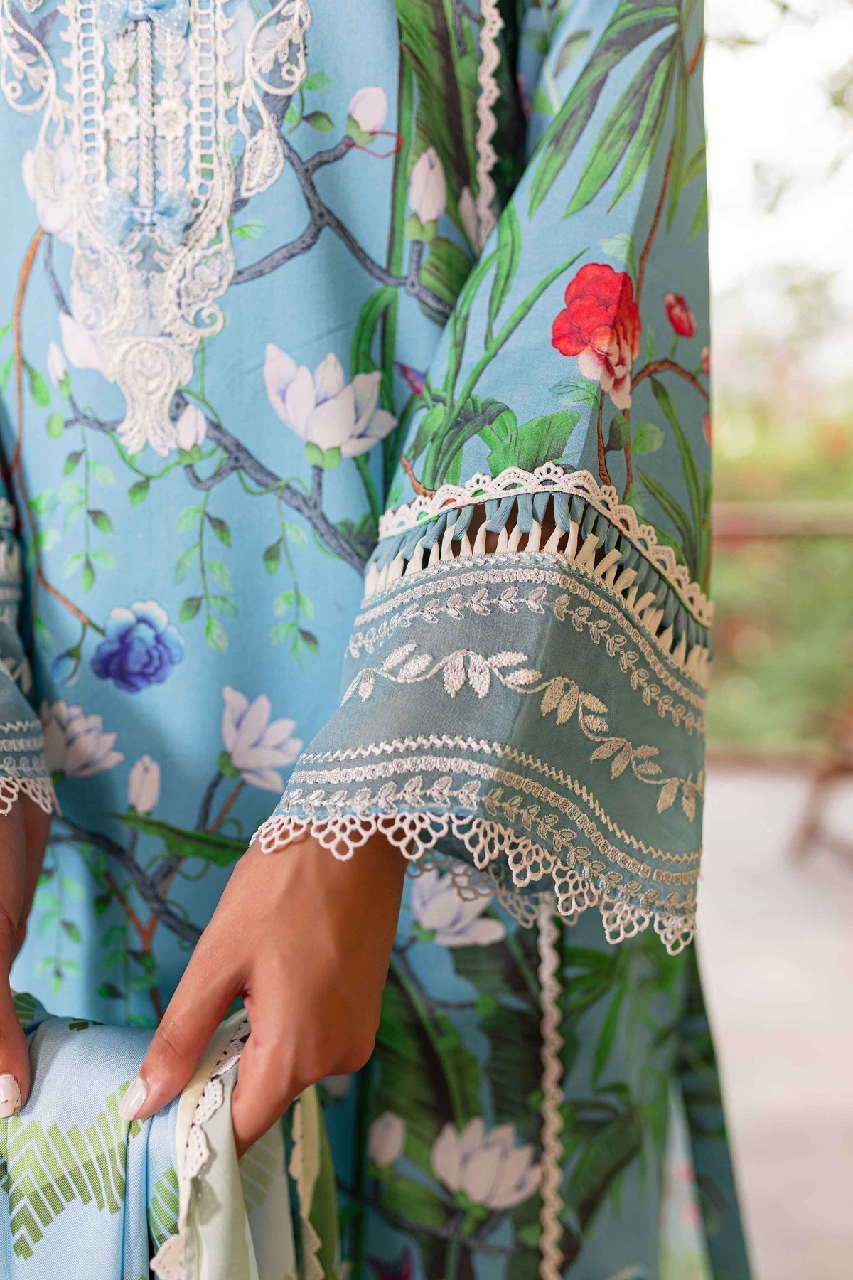 Sable Vogue | Shiree Lawn 24 | Flower Of Paradise -  Sable Vogue Luxury - Original Designer Dress - House of Maryam