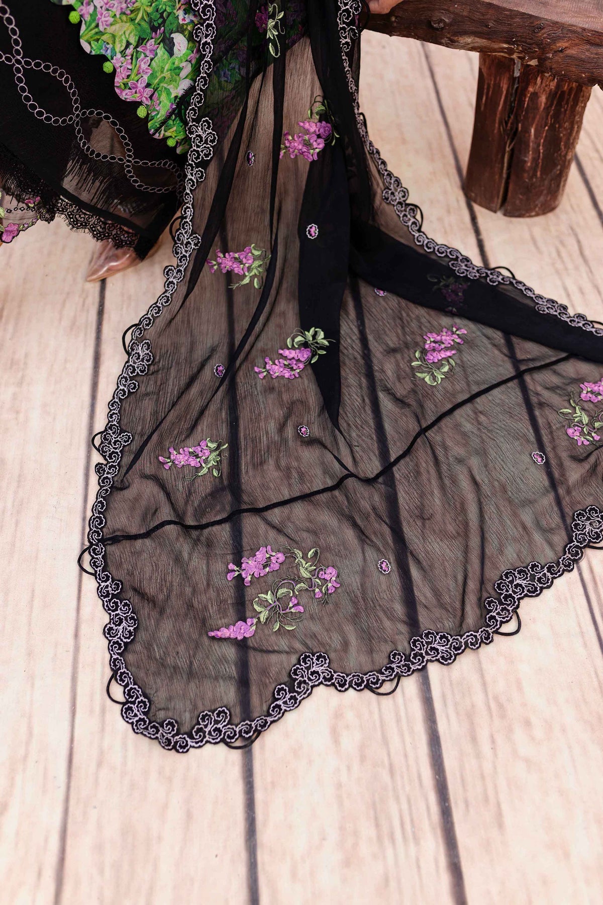 Sable Vogue | Shiree Lawn 24 | Black Iris -  Sable Vogue Luxury - Original Designer Dress - House of Maryam