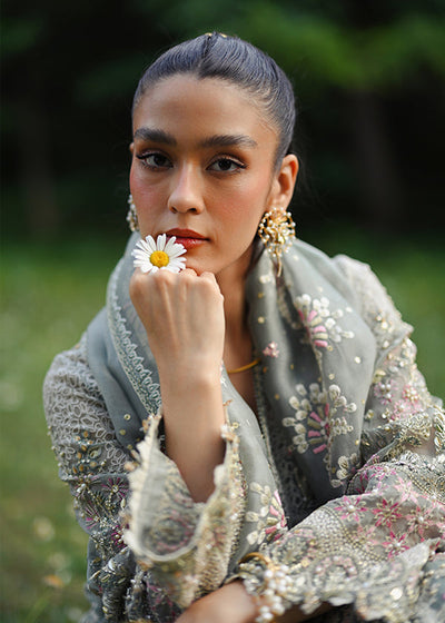 Suffuse Abshar oyster bay green organza shirt and izaar pants, photo 4
