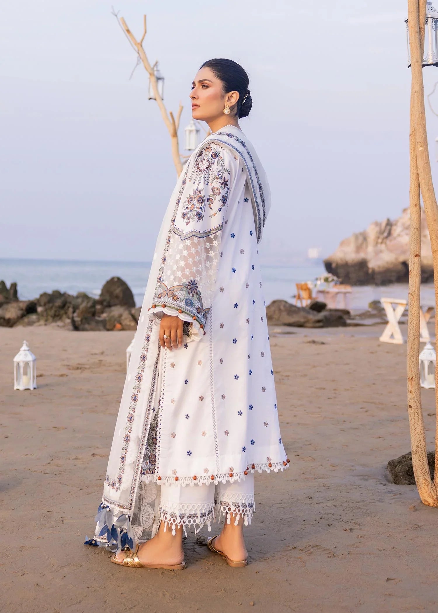 Sadaf Fawad Khan | Siraa Luxury Lawn 24| Amira (A) by Designer Sadaf Fawad Khan - House of Maryam - Pakistani Designer Ethnic Wear in {{ shop.shopifyCountryName }}