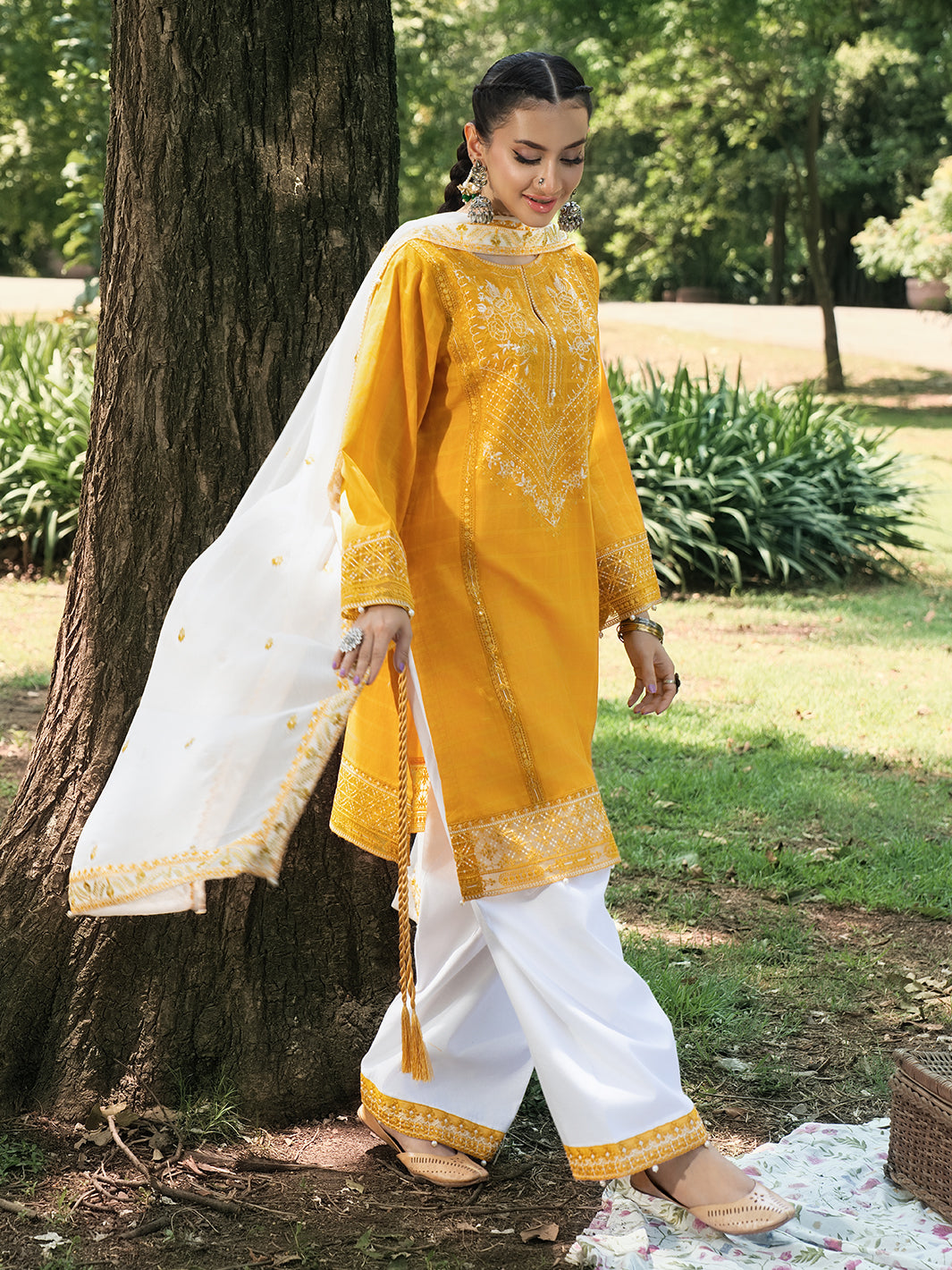 Hemstitch | The Garden Lawn | Saffron Petal-3