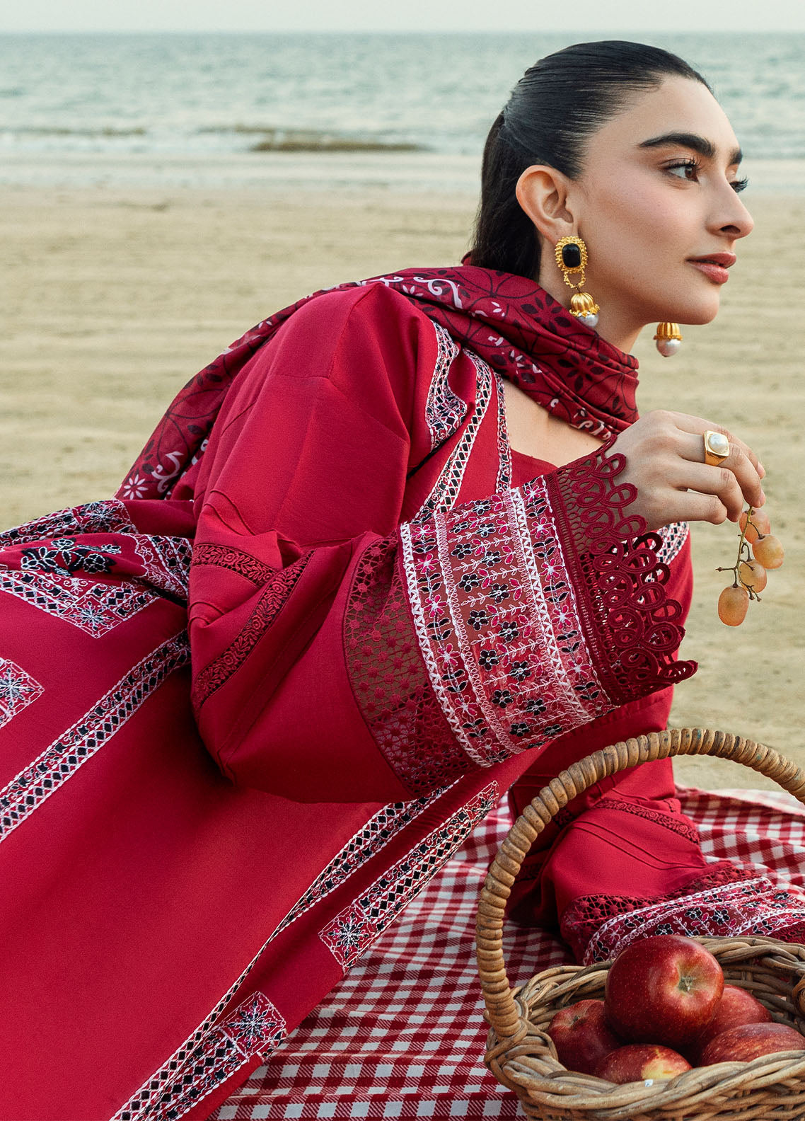 Sahane | Yaariyan Lawn Edit 25 | CT -20004 INA - Yaariyan -  Sahane Ladies Clothes - Original Designer Dress - House of Maryam