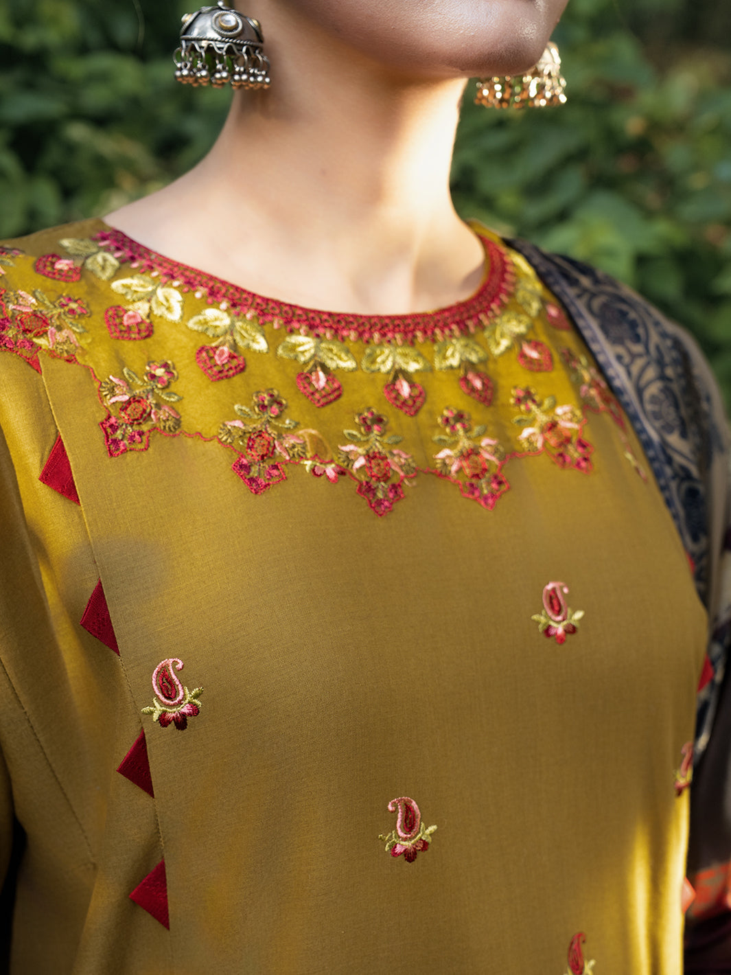 Hemstitch | The Garden Lawn | Sandalwood-4