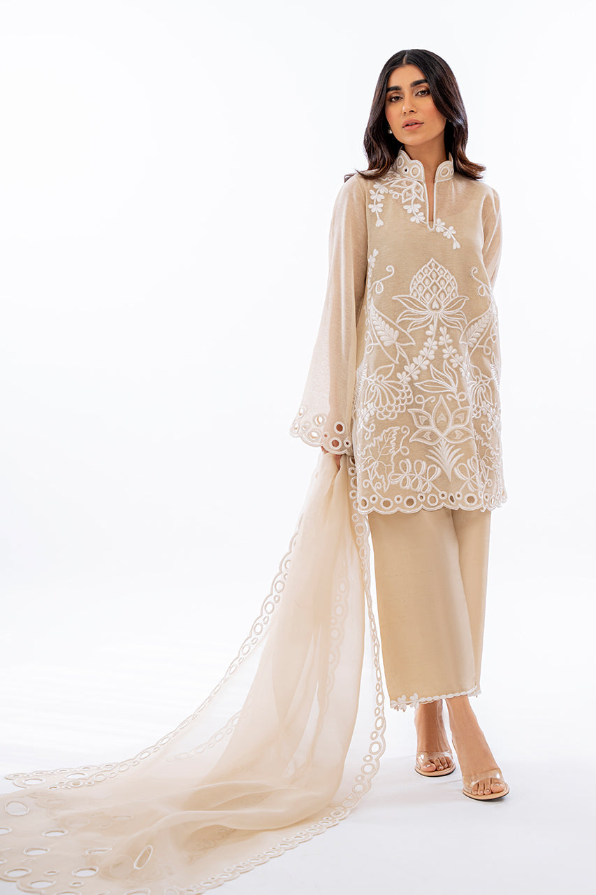 Sania Maskatiya | Eid Collection | Naia (A) by Sania Maskatiya - House of Maryam