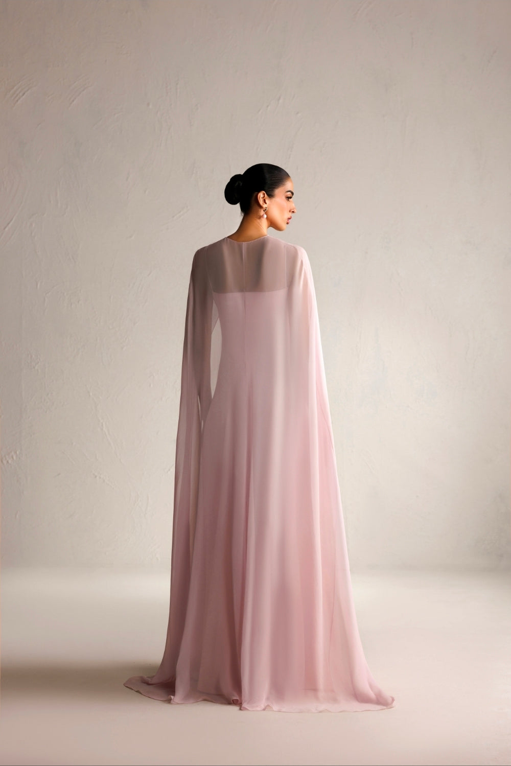 Caia | Basics 26 | Look 12, image 5