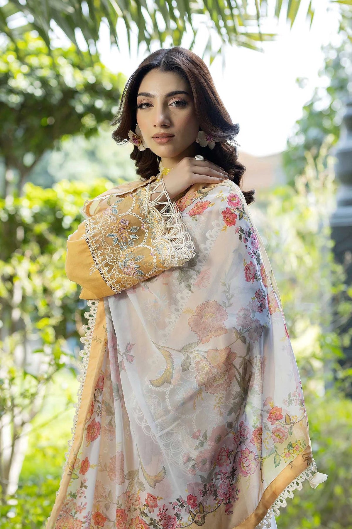 Adans Libas | Serene Luxury Lawn | SERENE 1747, image 4