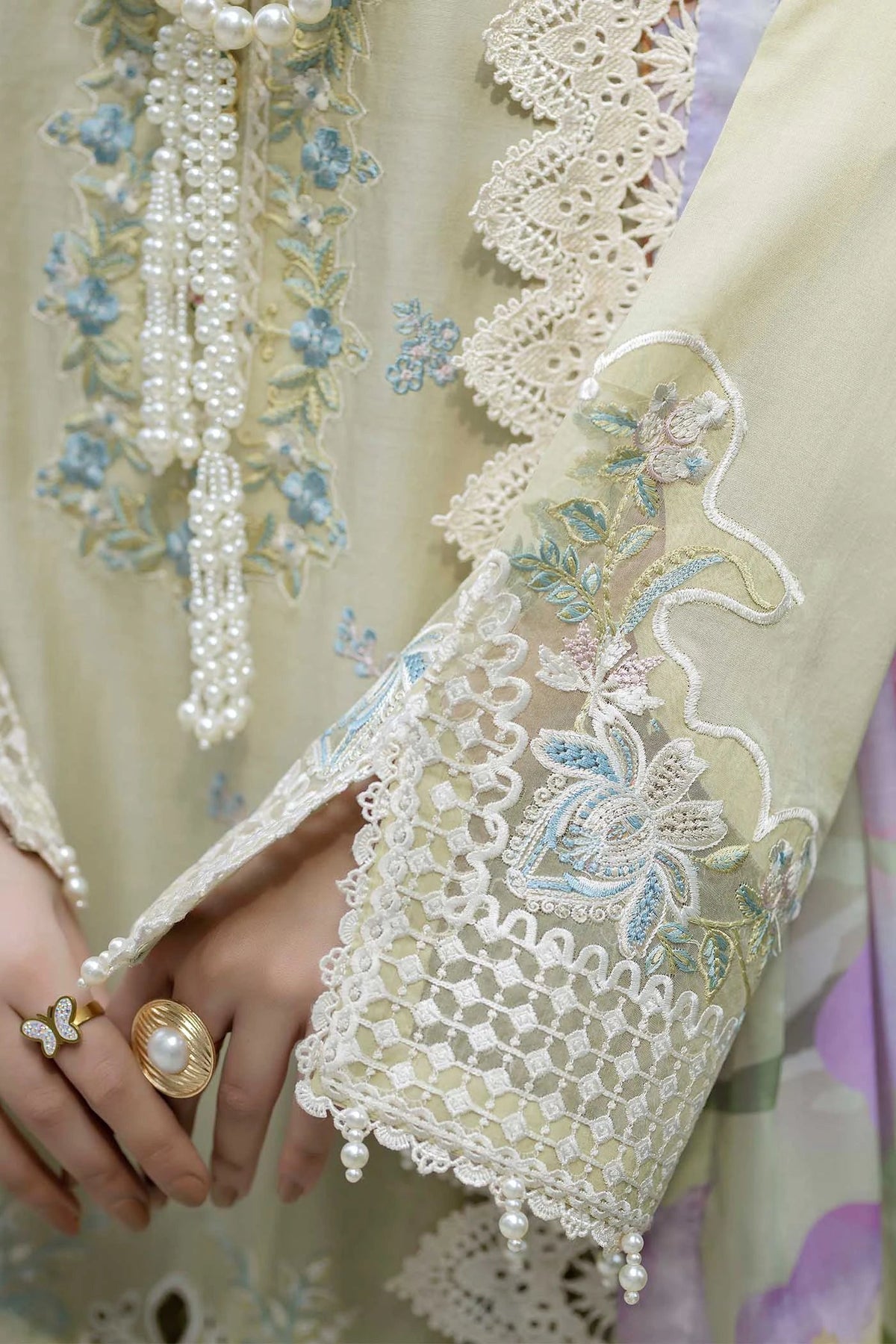 Adans Libas | Serene Luxury Lawn | SERENE 1748, image 4