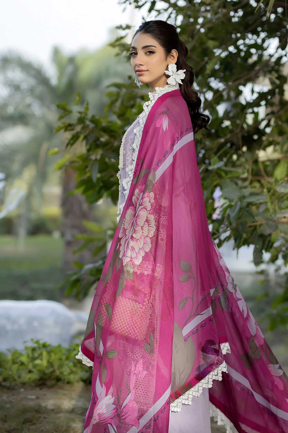 Adans Libas | Serene Luxury Lawn | SERENE 1744, image 2