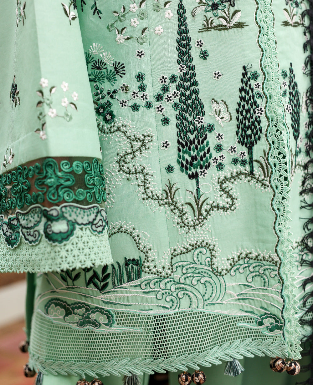 Republic Womenswear | Lilas Lawn 26 | Sereya, image 3