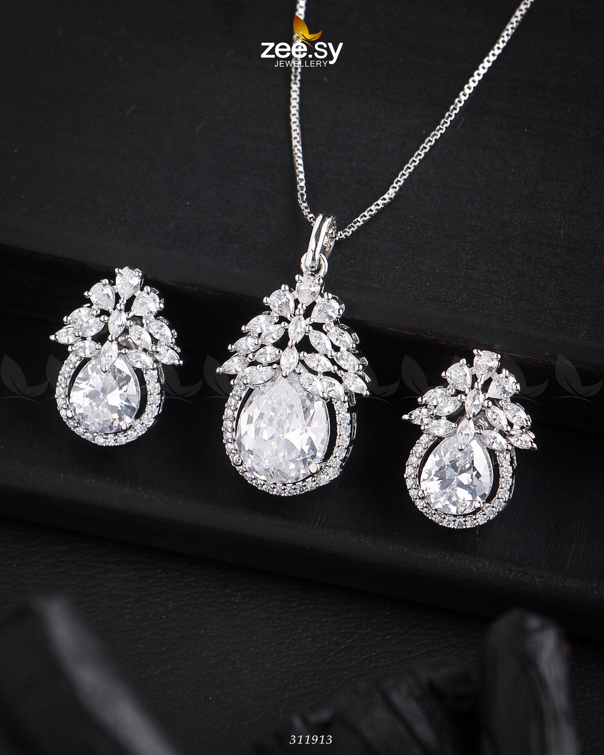 Zara's Pendant Set -  Zeesy Pendants - Original Designer Dress - House of Maryam