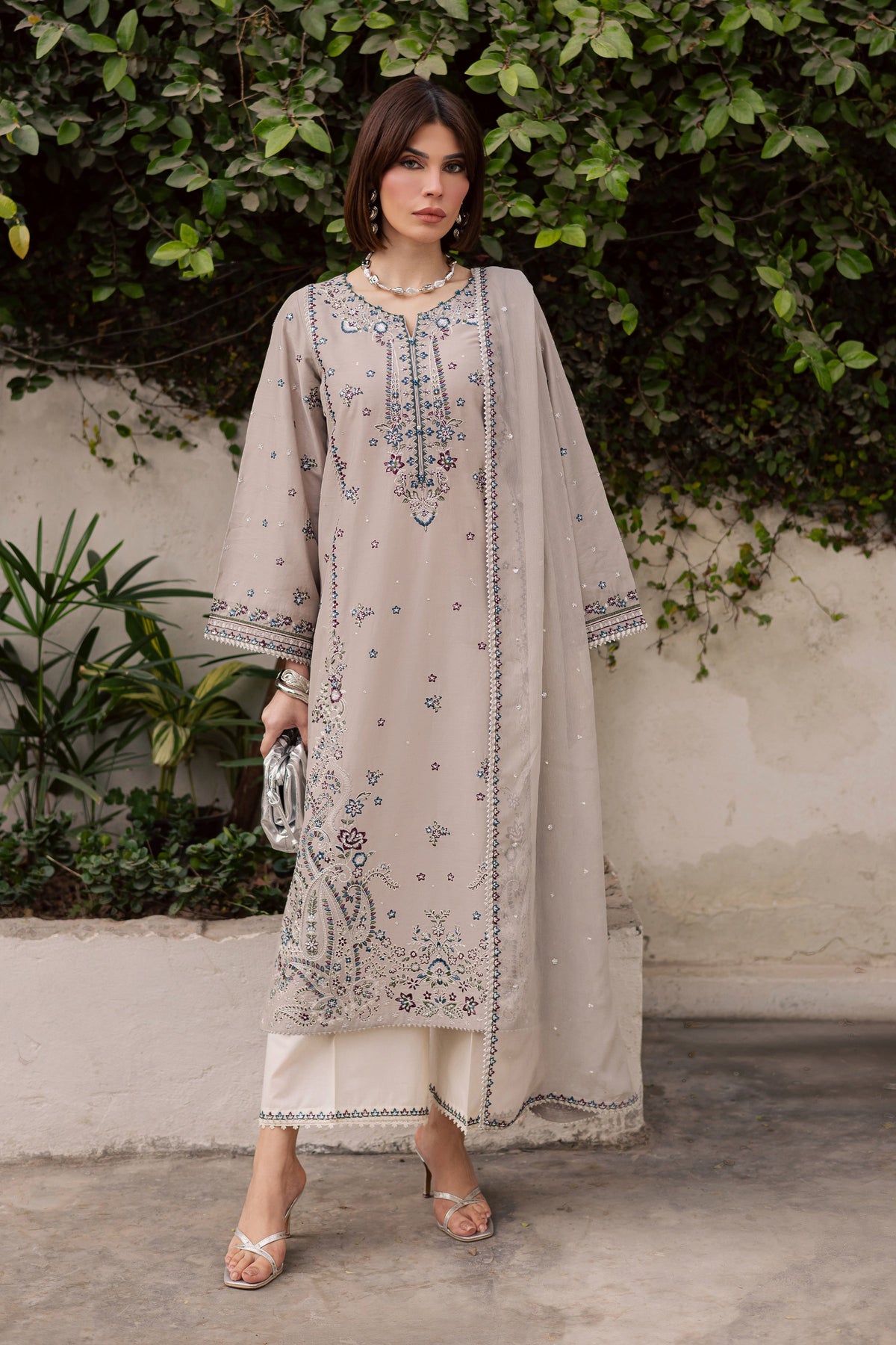 Batik | Feyre Luxury Lawn Eid Edit 26' | Silversun 3Pc