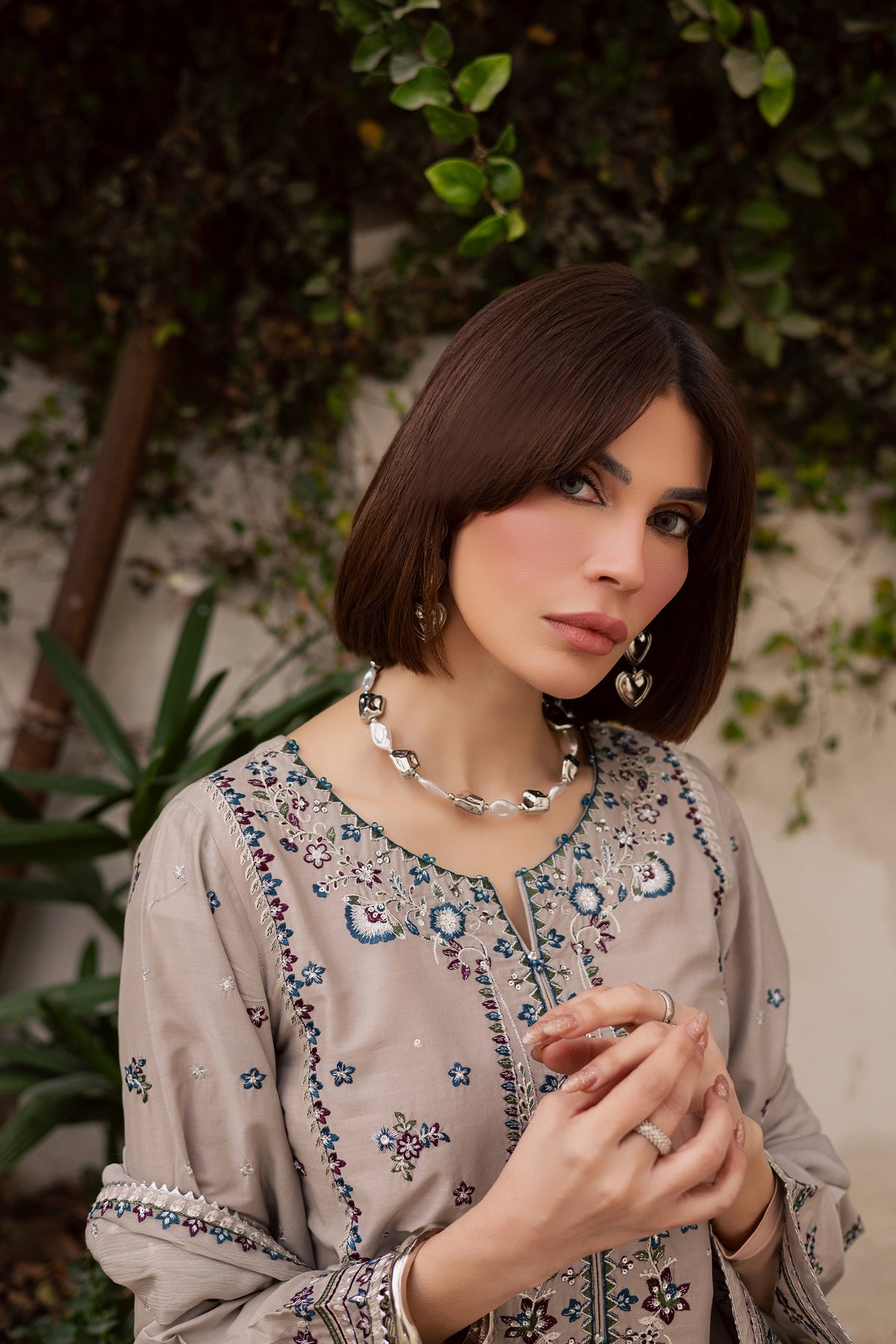 Batik | Feyre Luxury Lawn Eid Edit 26' | Silversun 3Pc-4
