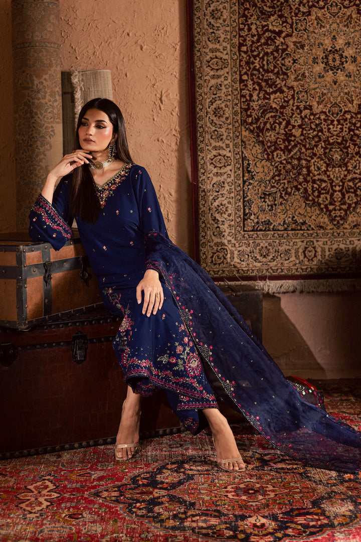 Batik | Winter 25 | Skyra, image 5